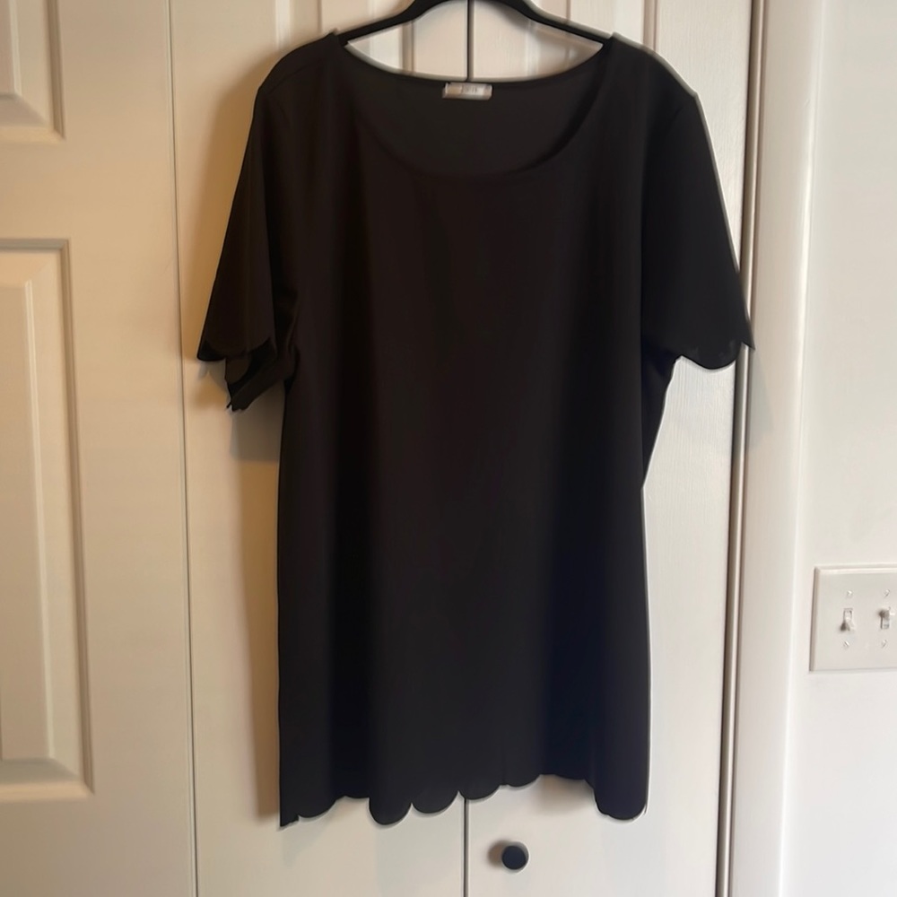 NWOT Chic Soul short sleeve black shirt